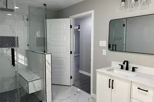 1122 Cypress St, Baytown, TX 77520 - Photo 9