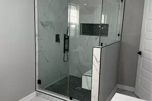 1122 Cypress St, Baytown, TX 77520 - Photo 7