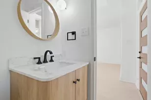 82 N Apple Springs Cir, The Woodlands, TX 77382 - Photo 9