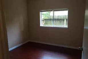 16826 Rippling Mill Dr, Sugar Land, TX 77498 - Photo 7