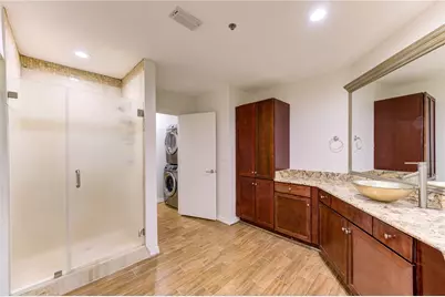 917 Main Street #1005, Houston, TX 77002 - Photo 23