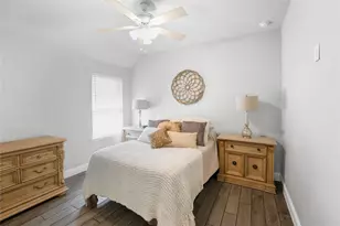 419 Barrios Bay Ln, La Porte, TX 77571 - Photo 33