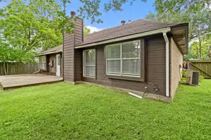 2220 Spruce Dr, Rosenberg, TX 77471 - Photo 17