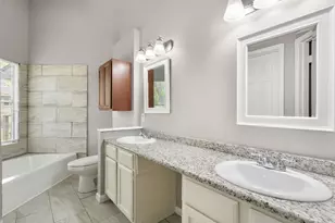2220 Spruce Dr, Rosenberg, TX 77471 - Photo 11