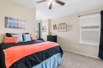 8342 Broadleaf Avenue, Baytown, TX 77521 - Photo 23