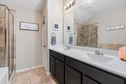 8342 Broadleaf Avenue, Baytown, TX 77521 - Photo 21