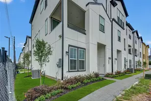 2710 Grand Fountains Dr, Houston, TX 77054 - Photo 3