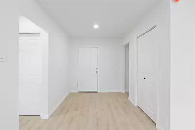 10614 Mackenzie Drive, Houston, TX 77086 - Photo 11