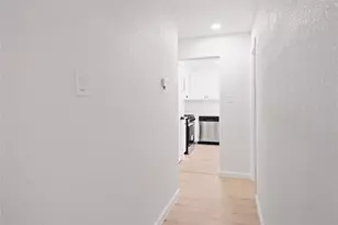 10614 MacKenzie Dr, Houston, TX 77086 - Photo 17