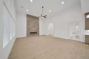 351 Louvenia Ct, Pinehurst, TX 77362 - Photo 13
