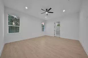 351 Louvenia Ct, Pinehurst, TX 77362 - Photo 21