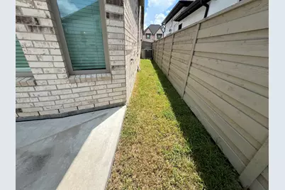 4926 Olive Province Lane, Manvel, TX 77578 - Photo 7