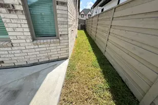 4926 Olive Province Ln, Manvel, TX 77578 - Photo 7