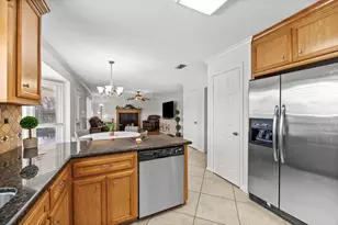 2926 Cumberland Dr, Missouri City, TX 77459 - Photo 11