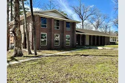 200 Broken Bough Lane, Conroe, TX 77304 - Photo 1