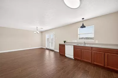 16535 Burnell Oaks Lane, Houston, TX 77090 - Photo 7