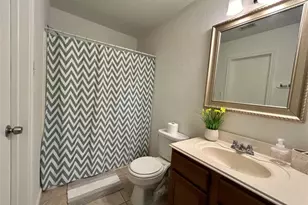 13207 Gatton Park Dr, Houston, TX 77066 - Photo 11