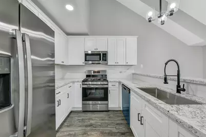 9908 Green Meadow Drive, La Porte, TX 77571 - Photo 9