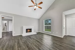 9908 Green Meadow Dr, La Porte, TX 77571 - Photo 7