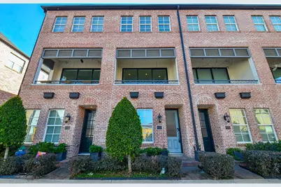 6125 Cottage Grove Lake Drive, Houston, TX 77007 - Photo 1