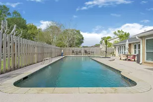 6119 Hummingbird St, Houston, TX 77096 - Photo 31