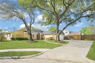 6119 Hummingbird St, Houston, TX 77096 - Photo 5