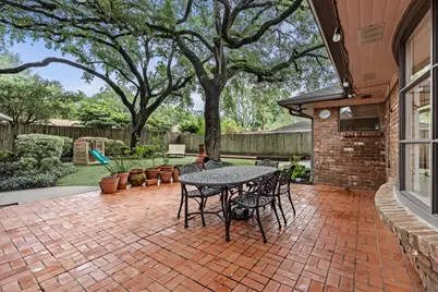 5350 Dumfries Drive, Houston, TX 77096 - Photo 27