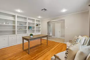 5350 Dumfries Dr, Houston, TX 77096 - Photo 15