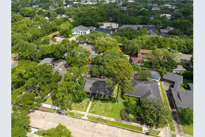 5350 Dumfries Drive, Houston, TX 77096 - Photo 35