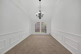 14326 Manorbier Ln, Sugar Land, TX 77498 - Photo 5