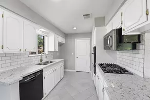 6502 Leedale St, Houston, TX 77016 - Photo 11