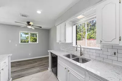 6502 Leedale Street, Houston, TX 77016 - Photo 13