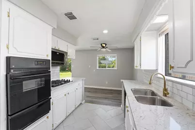 6502 Leedale Street, Houston, TX 77016 - Photo 13