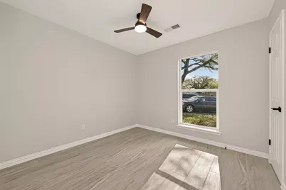 118 W Doverfield Drive, Houston, TX 77037 - Photo 31