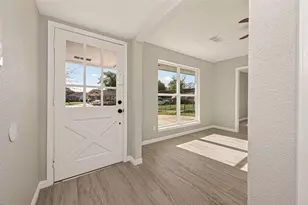 118 W Doverfield Dr, Houston, TX 77037 - Photo 3