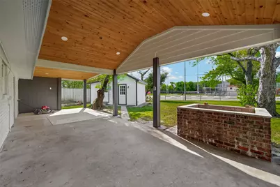 118 W Doverfield Drive, Houston, TX 77037 - Photo 41