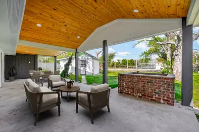 118 W Doverfield Drive, Houston, TX 77037 - Photo 43