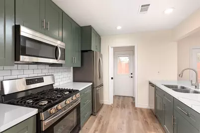 6023 Elkwood Forest Drive, Houston, TX 77088 - Photo 11