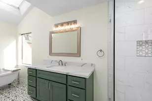 6023 Elkwood Forest Dr, Houston, TX 77088 - Photo 17