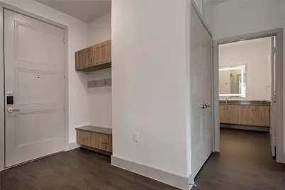 8900 Six Pines Drive #427, The Woodlands, TX 77380 - Photo 3