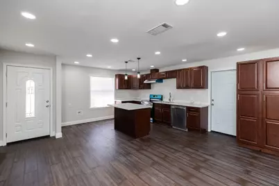 8502 Lynwood Lane, Port Arthur, TX 77642 - Photo 3