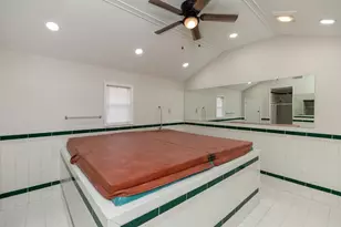 8502 Lynwood Ln, Port Arthur, TX 77642 - Photo 17