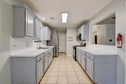 6123 Old Farmhouse Lane, Katy, TX 77449 - Photo 7