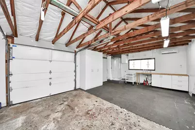 5645 Barremore Street, Houston, TX 77023 - Photo 31