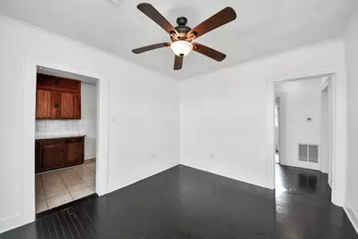 5645 Barremore Street, Houston, TX 77023 - Photo 9