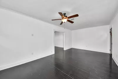 5645 Barremore Street, Houston, TX 77023 - Photo 7