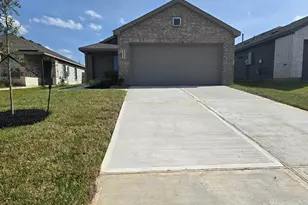 25557 Blossom Ct, Montgomery, TX 77316 - Photo 1