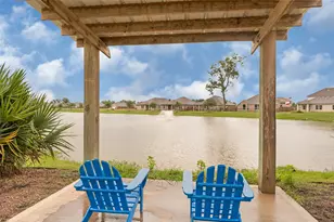 301 Prairie Grass Trl, Clute, TX 77531 - Photo 33