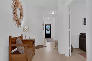 301 Prairie Grass Trl, Clute, TX 77531 - Photo 5