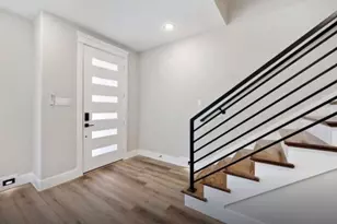 4624 Mayflower St, Houston, TX 77033 - Photo 3